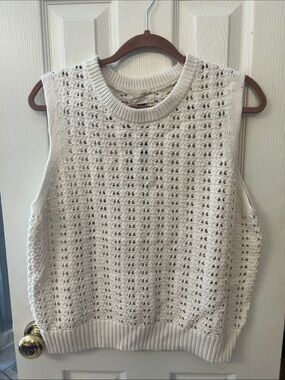 Universal Thread Cream Open-Knit Sleeveless Sweater Vest